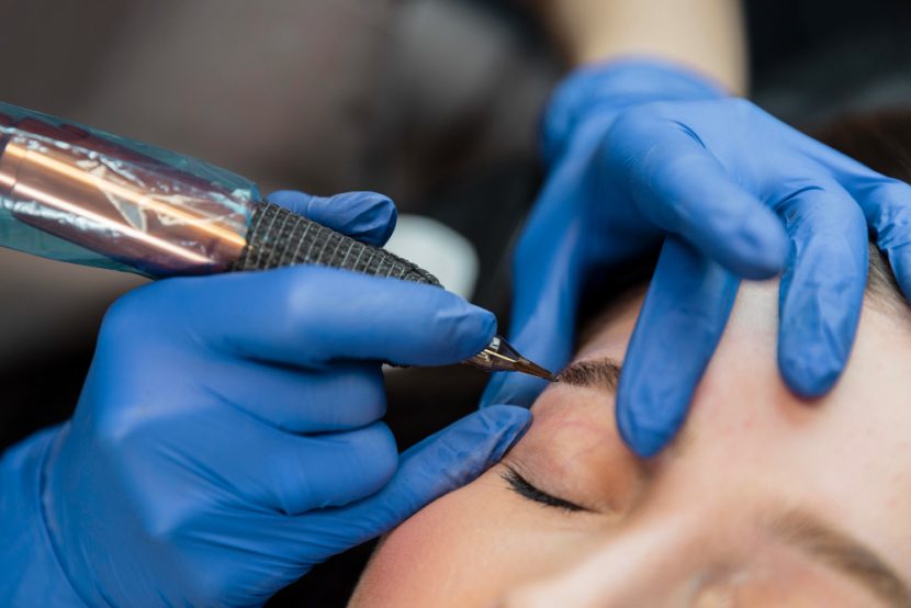 Scelta sicura: trucco permanente con colori riassorbibili e tecniche precise